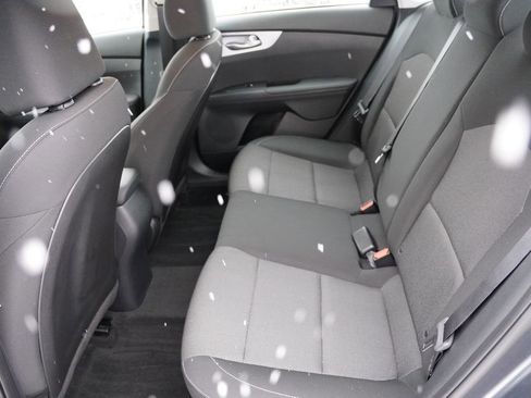 Certified 2022 Kia Forte LXS w/ LXS Technology Package image 18