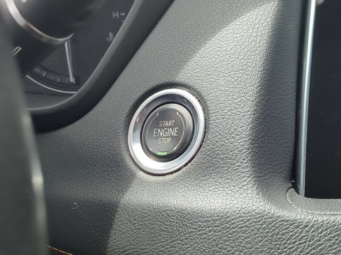 Certified 2020 Cadillac XT4 Sport AWD/4WD image 16