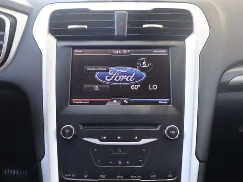 Used 2014 Ford Fusion SE FWD image 35