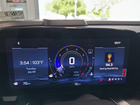 New 2025 Chevrolet Suburban Premier image 12