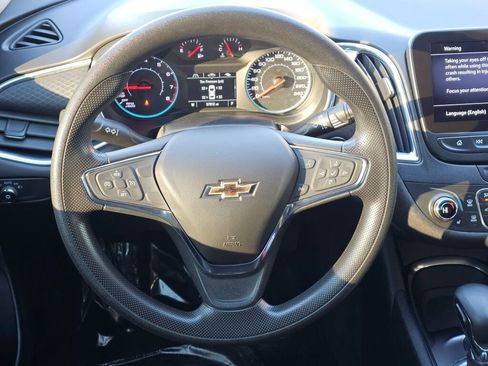 Used 2021 Chevrolet Malibu LT FWD image 20
