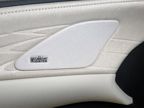 Used 2025 Lexus RX 450h AWD w/ Luxury Package image 25