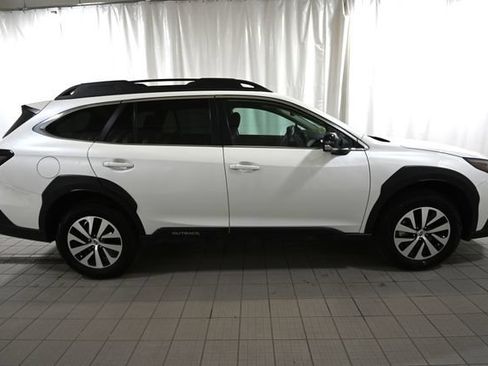 Used 2025 Subaru Outback Premium w/ Popular Package #1A AWD/4WD image 13