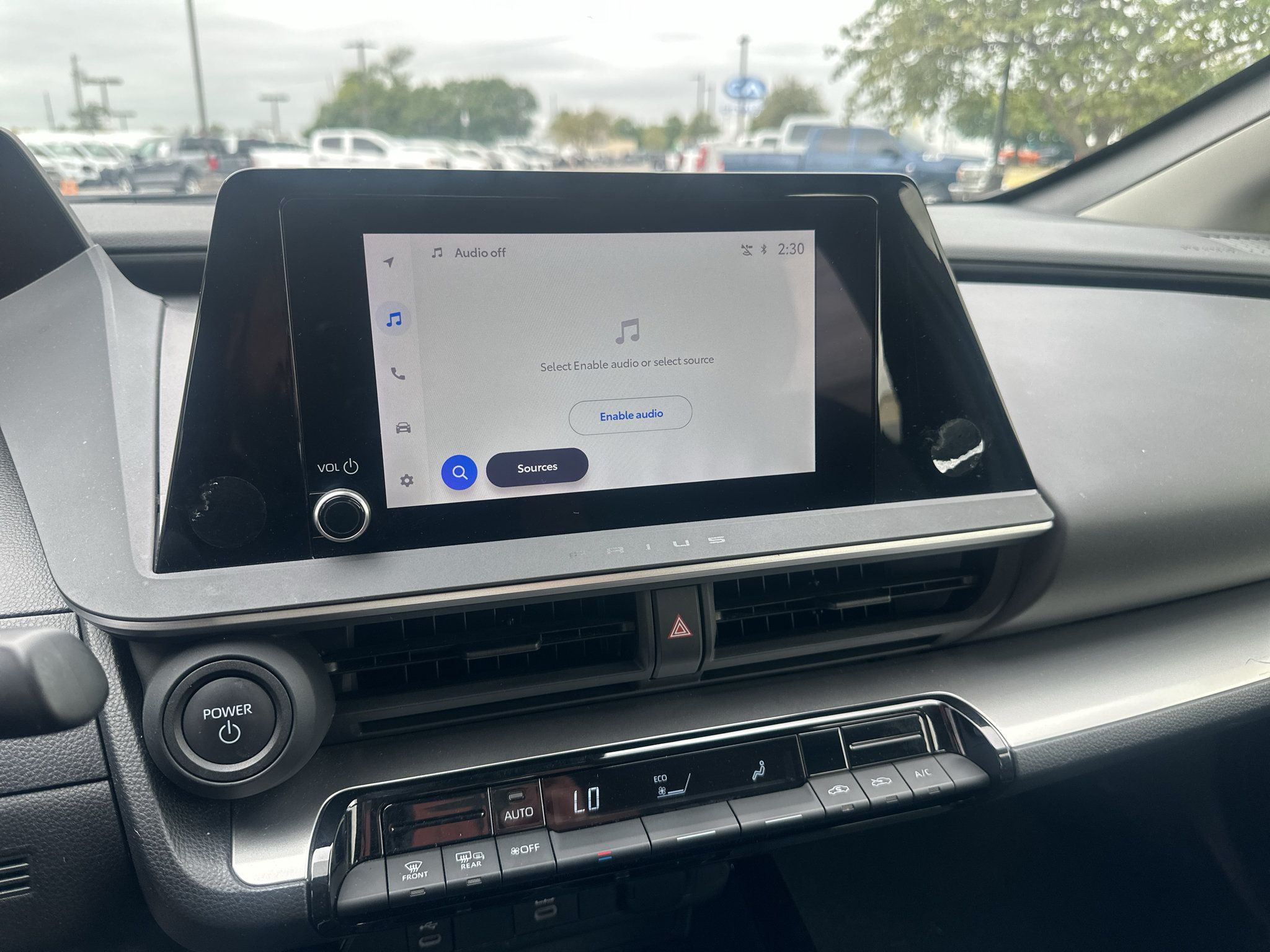 Used 2025 Toyota Prius LE FWD image 24