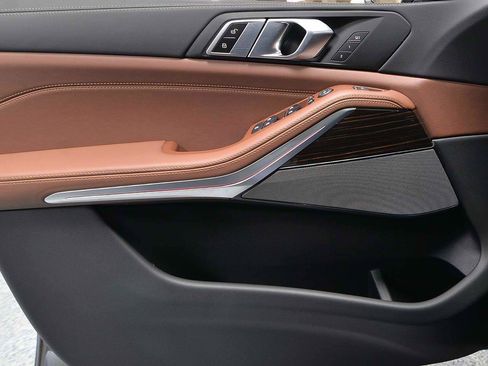 Used 2026 BMW X5 sDrive40i image 6