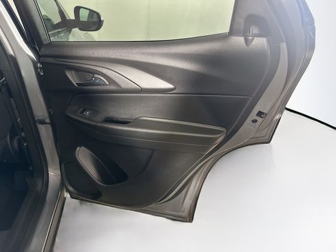 Used 2025 Chevrolet TrailBlazer LT image 27