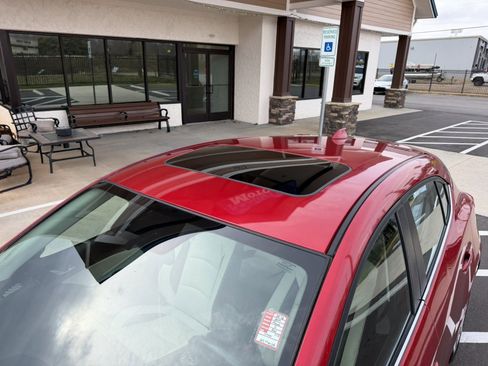 Used 2014 MAZDA MAZDA3 s Grand Touring image 10