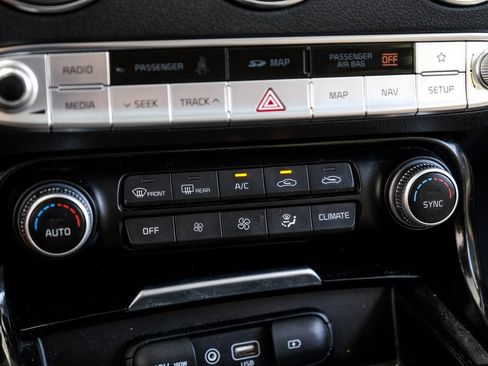 Used 2019 Kia Stinger w/ Sun & Sound Package RWD image 29