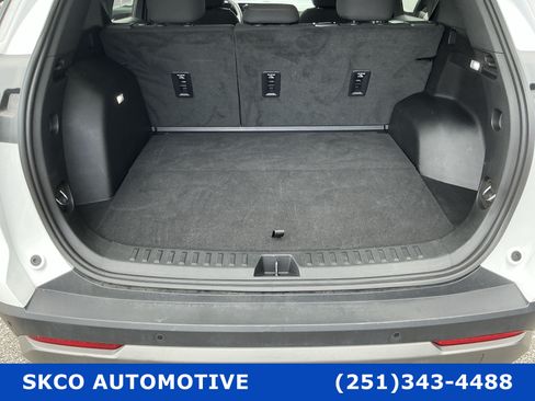 Used 2025 Chevrolet Equinox LT AWD/4WD image 21