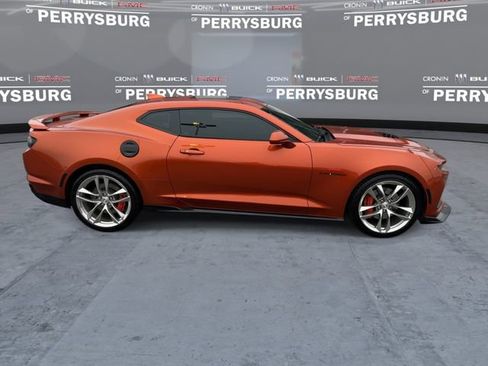 Used 2023 Chevrolet Camaro SS w/ Design Package 3 RWD image 9
