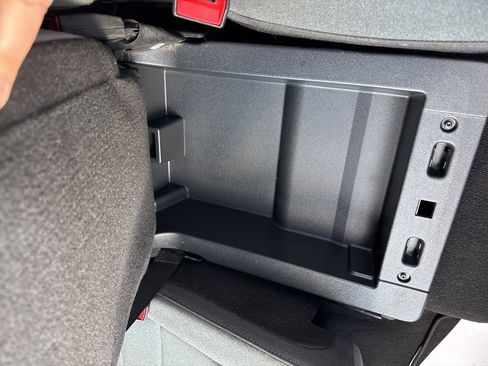 Used 2024 Ford F250 XLT image 21