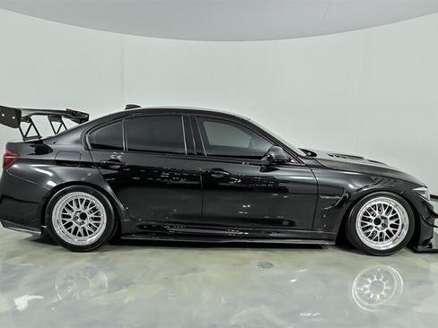 Used 2018 BMW M3 w/ Competition Package RWD image 11