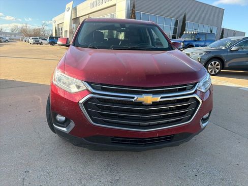 Used 2020 Chevrolet Traverse LT image 9