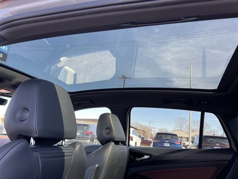 Used 2021 Volkswagen ID.4 Pro S RWD image 19