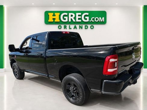 Used 2024 RAM 2500 Laramie AWD/4WD image 2