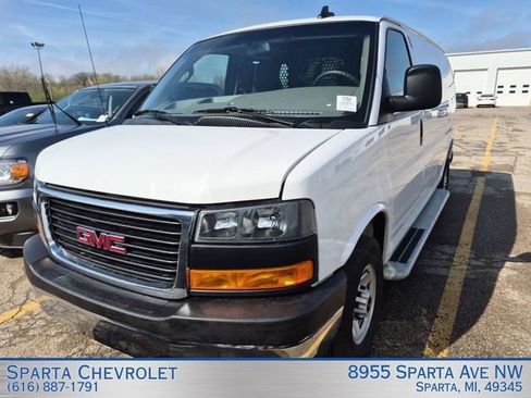 Used 2024 GMC Savana 2500 w/ Driver Convenience Package RWD image 5