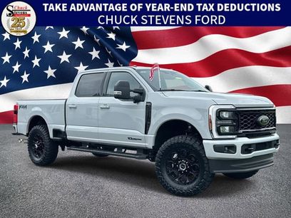 New 2025 Ford F250 Lariat w/ Black Appearance Package