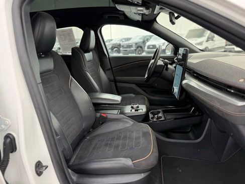 Certified 2023 Ford Mustang Mach-E GT image 18