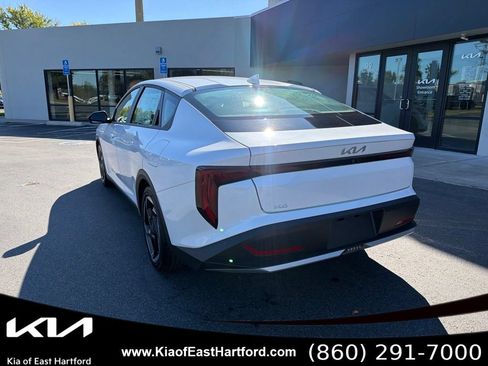 New 2026 Kia K4 EX FWD image 11