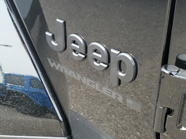 New 2026 Jeep Wrangler Unlimited Sahara AWD/4WD image 10