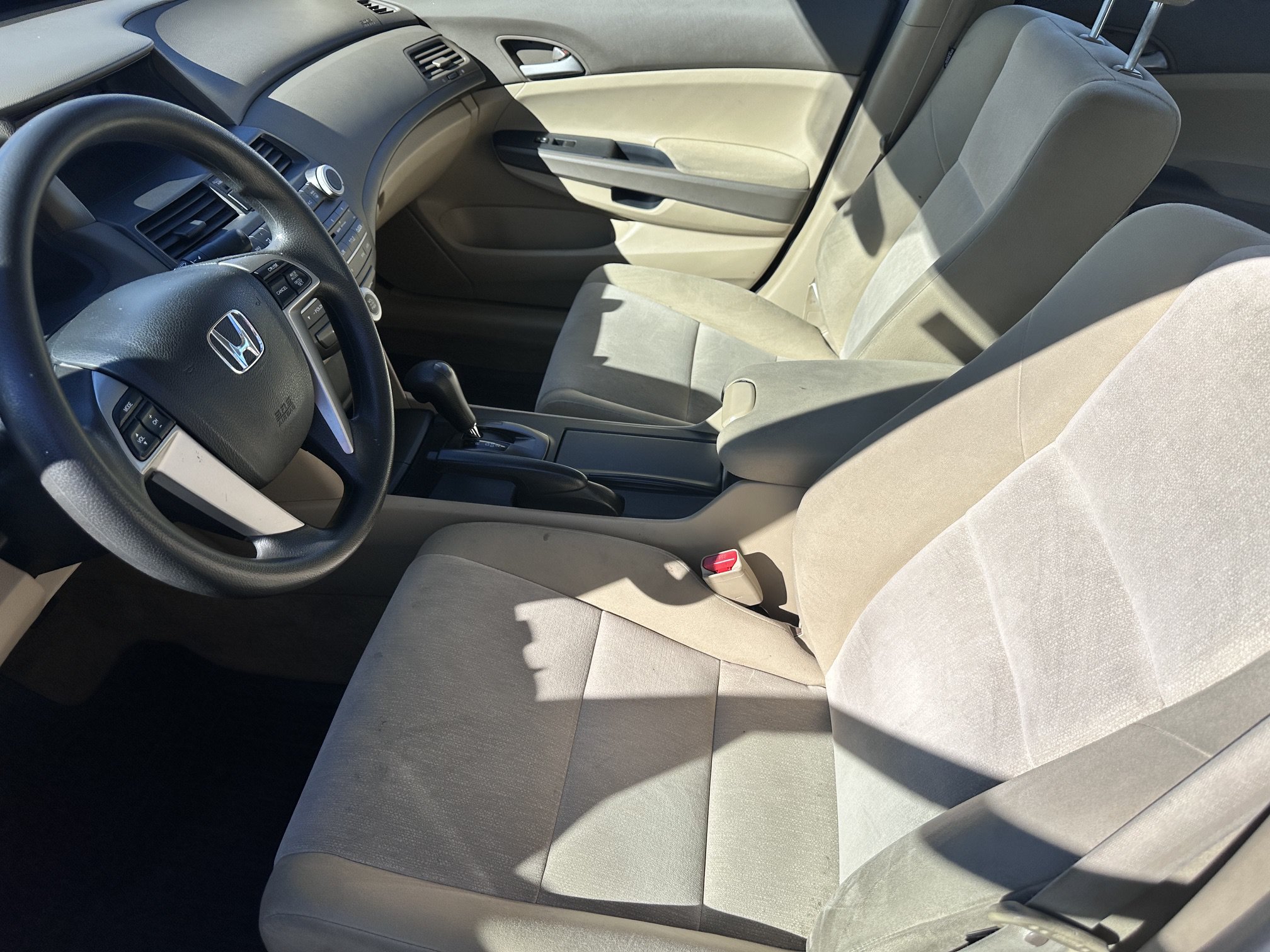 Used 2010 Honda Accord LX image 5