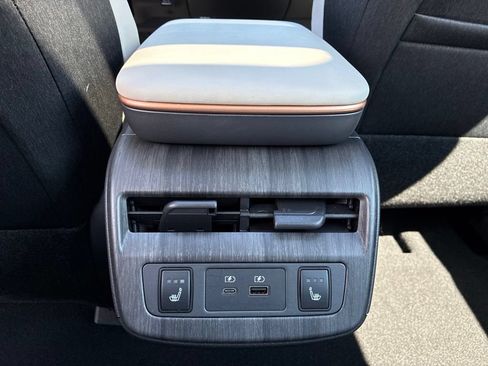 Certified 2023 Nissan Ariya AWD image 30