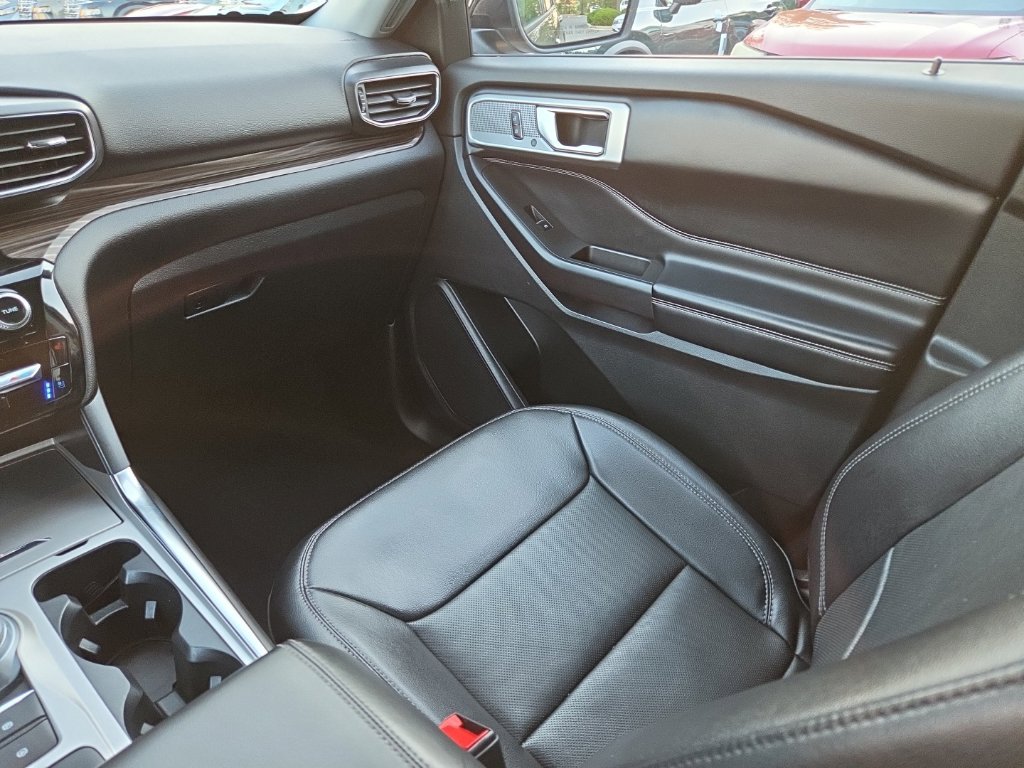 Used 2024 Ford Explorer Limited RWD image 33