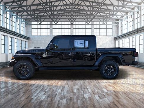 New 2025 Jeep Gladiator Sport image 7