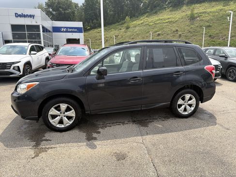 Used 2014 Subaru Forester 2.5i Premium w/ Popular Package #2 AWD/4WD image 12