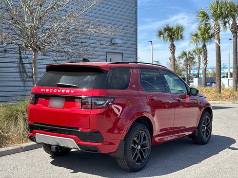 New 2025 Land Rover Discovery Sport S image 5