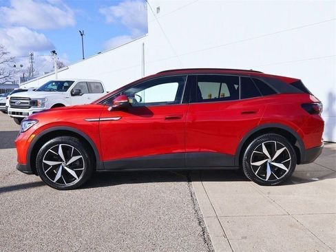 Certified 2023 Volkswagen ID.4 Pro S image 2