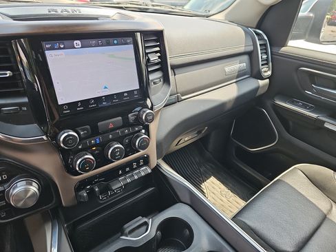 Used 2022 RAM 1500 Laramie AWD/4WD image 21