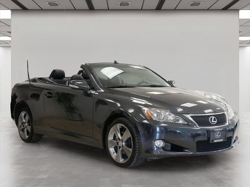 Used 2010 Lexus IS 250C w/ Luxury Pkg RWD image 1