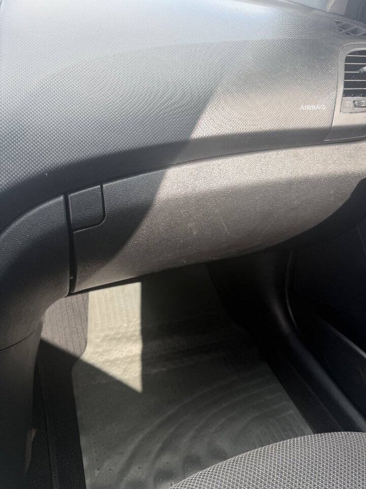 Used 2014 Hyundai Accent GS FWD image 15