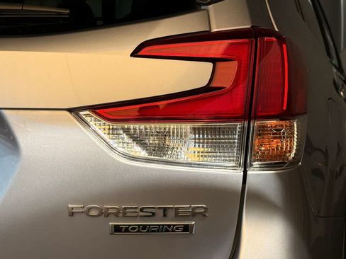 Used 2023 Subaru Forester Touring w/ Popular Package #2 AWD/4WD image 7