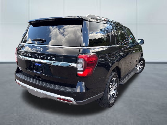 Used 2024 Ford Expedition Limited AWD/4WD image 4