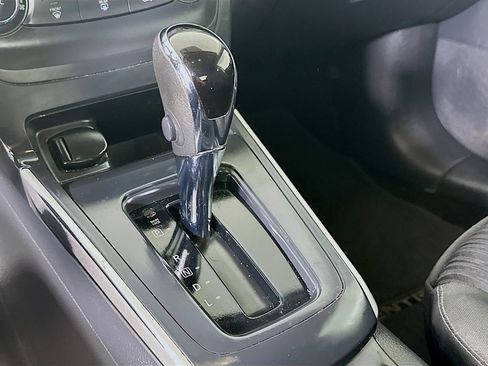 Used 2017 Nissan Sentra SV FWD image 22