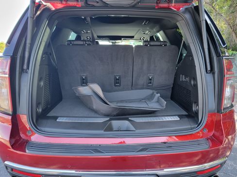 Certified 2024 Chevrolet Tahoe Premier w/ Premium Package 2 RWD image 8