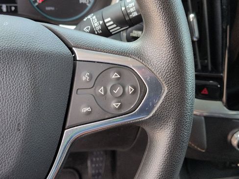 Used 2020 Chevrolet Traverse LS FWD image 12