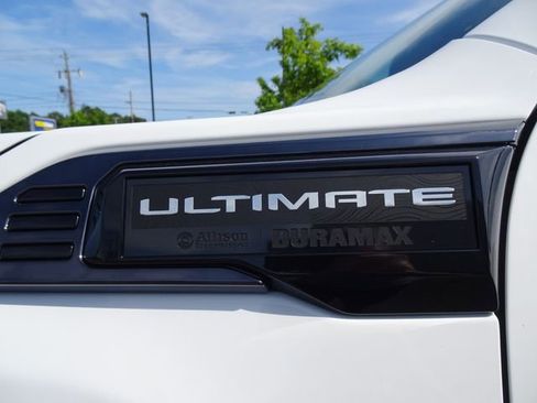 Used 2024 GMC Sierra 2500 Denali Ultimate AWD/4WD image 45