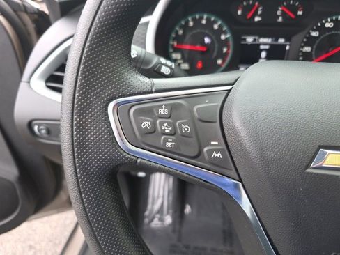 Used 2024 Chevrolet Malibu LT image 26