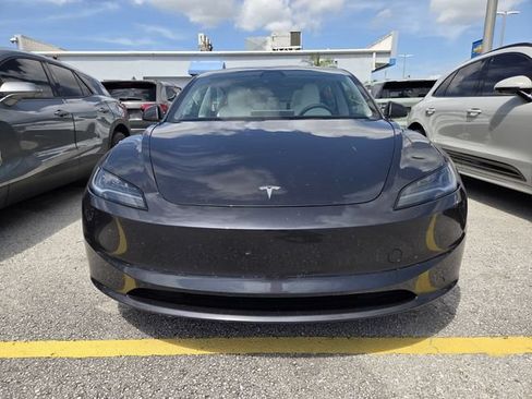 Used 2025 Tesla Model 3 Long Range RWD image 2