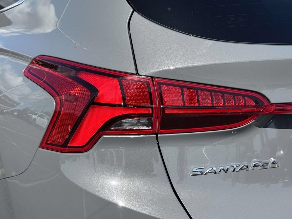 Used 2023 Hyundai Santa Fe SEL w/ Premium Package AWD/4WD image 11