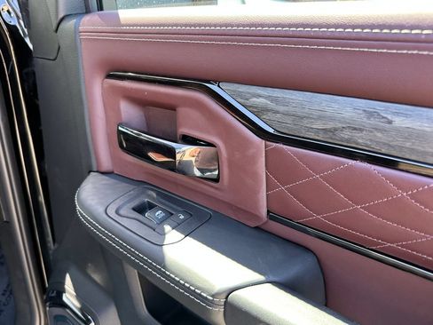 New 2026 RAM 2500 Limited AWD/4WD image 16