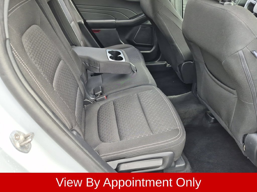 Used 2025 Ford Escape Active AWD/4WD image 28