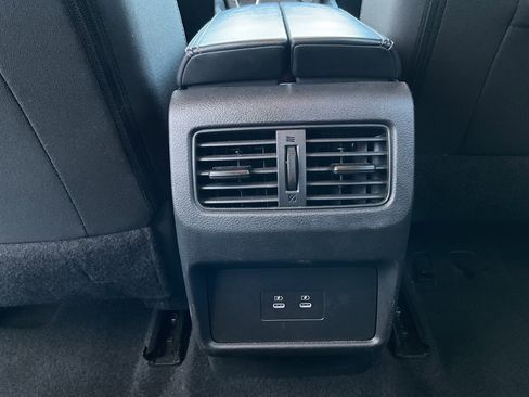 Certified 2025 Nissan Rogue SV image 19