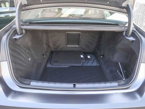 Used 2025 BMW 750e xDrive w/ Premium Package image 22