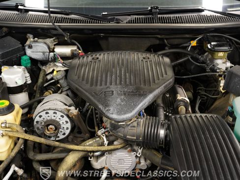 Used 1995 Cadillac Fleetwood Brougham RWD image 35