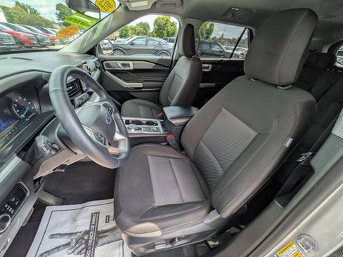 Certified 2023 Ford Explorer XLT AWD/4WD image 7