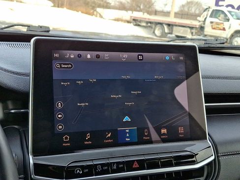 Used 2022 Jeep Compass High Altitude image 16